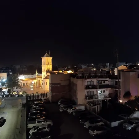 303 St Lazaros View شقة